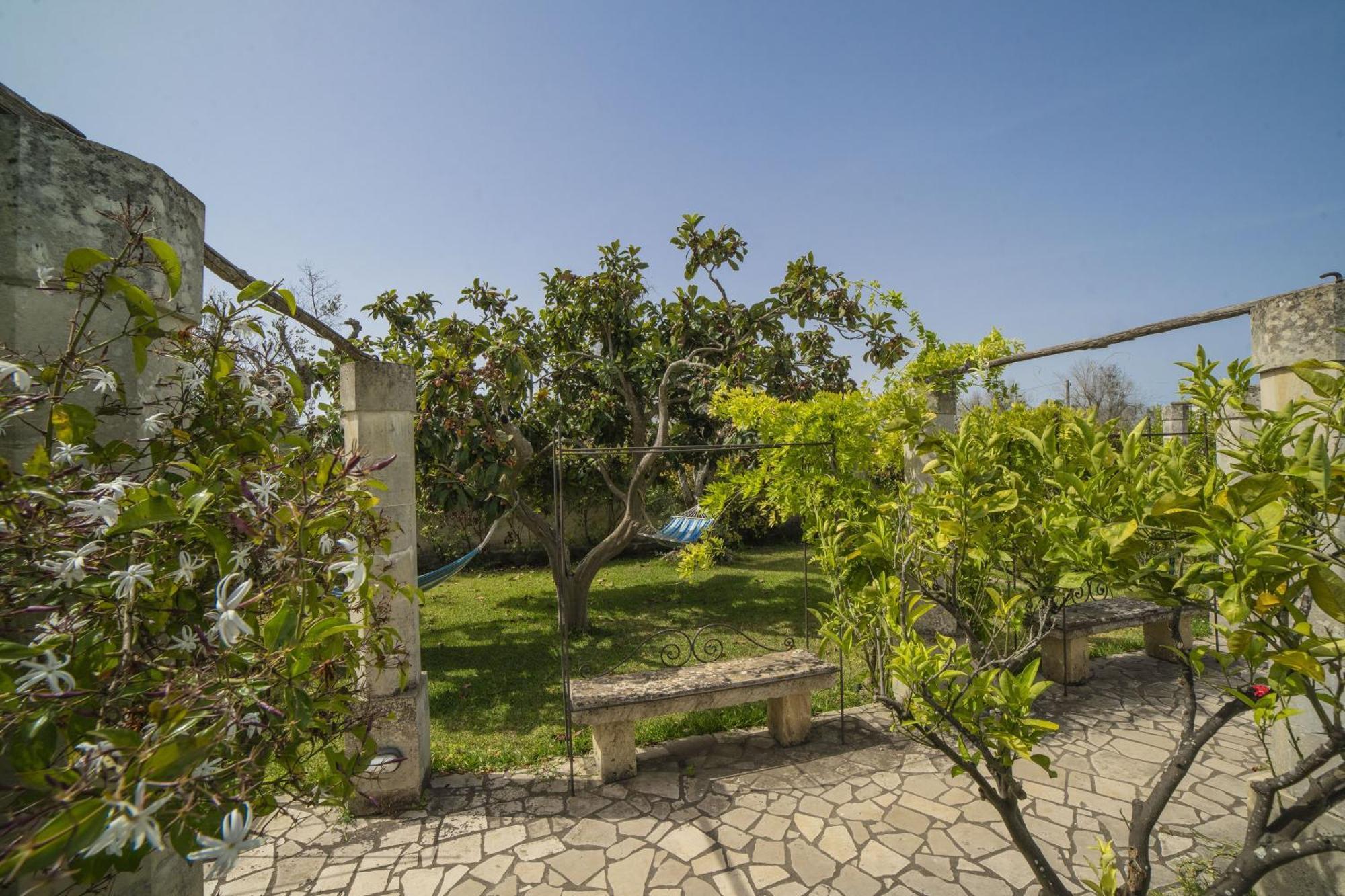 Villa Lisa Garden And Pool - Happy Rentals Melendugno Exteriör bild
